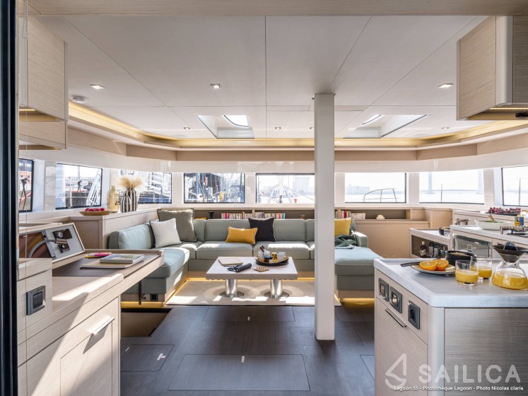 Lagoon 55 - Yacht Charter Sailica