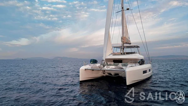 Lagoon 55 - Yacht Charter Sailica