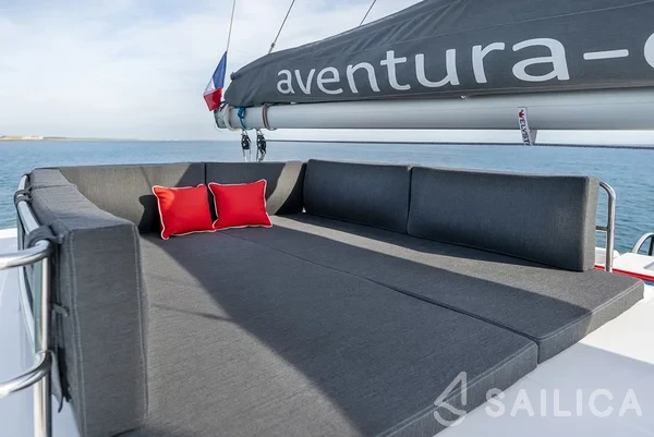 Aventura 37 - Yacht Charter Sailica