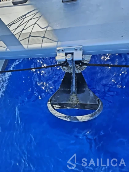 Lagoon 450  Flybridge - Yacht Charter Sailica