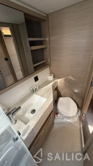 Lagoon 46  - Yacht Charter Sailica