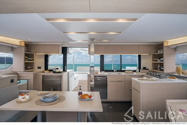 Lagoon 46  - Yacht Charter Sailica
