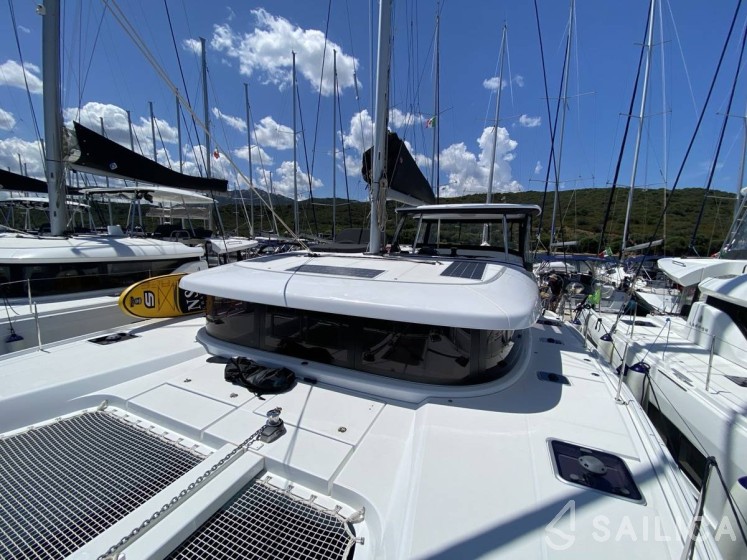 Lagoon 42 - Yacht Charter Sailica