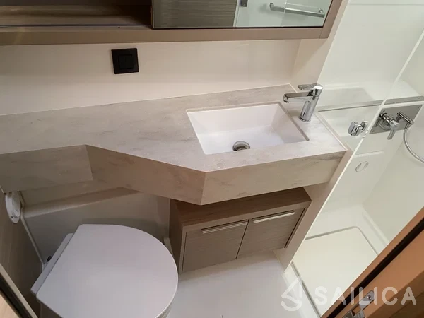 Lagoon 46  - Yacht Charter Sailica