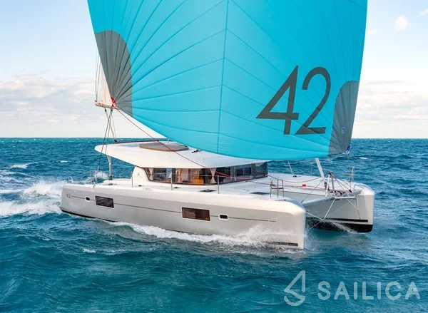 Lagoon 42 - Yacht Charter Sailica