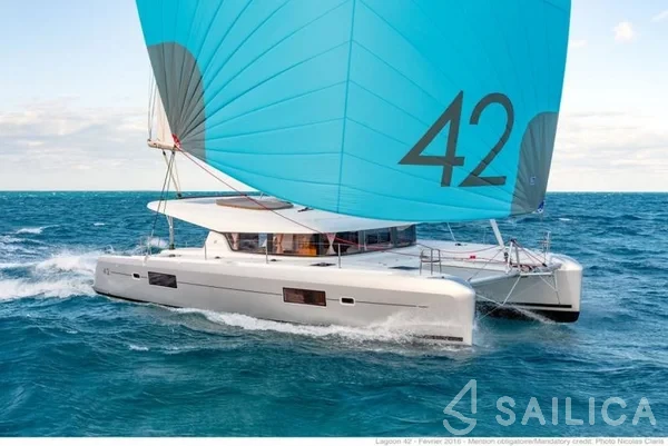 Lagoon 42 - Yacht Charter Sailica