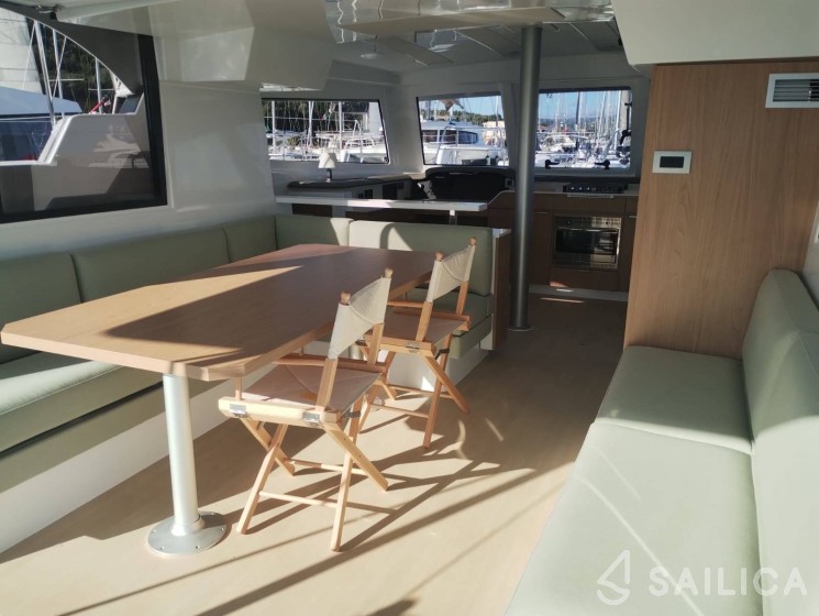 Bali Catspace - Yacht Charter Sailica