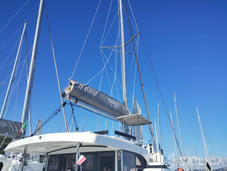 Bali Catspace - Yacht Charter Sailica