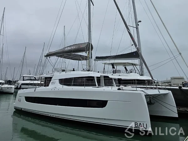 Bali 4.6 - Yacht Charter Sailica