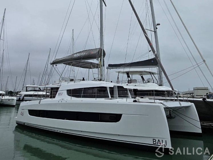 Bali 4.6 - Yacht Charter Sailica