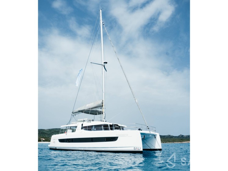 Bali 4.6 - Yacht Charter Sailica