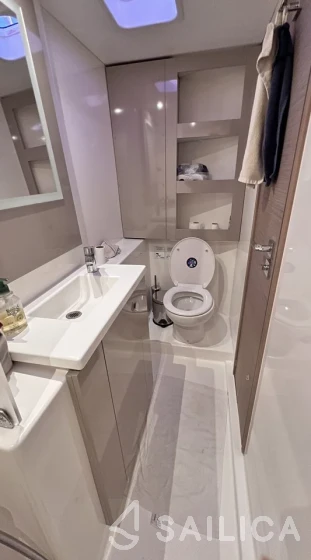 Lucia 40 - Yacht Charter Sailica