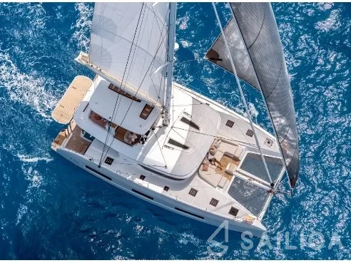Lagoon 55 - Yacht Charter Sailica