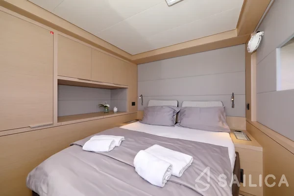 Lagoon 55 - Yacht Charter Sailica