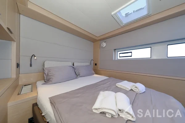 Lagoon 55 - Yacht Charter Sailica