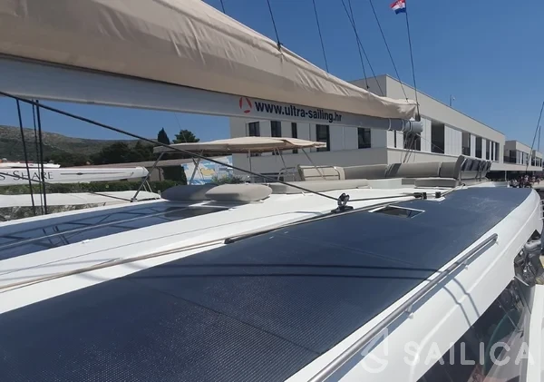 Aura 51 - Yacht Charter Sailica