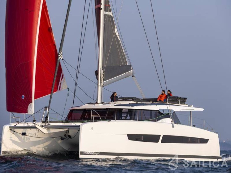 Aura 51 - Yacht Charter Sailica