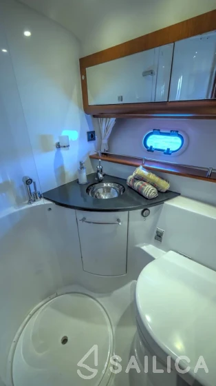 Prestige 440 - Yacht Charter Sailica