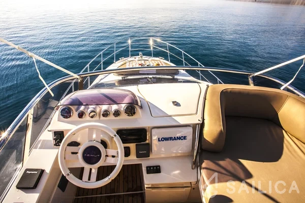 Azimut 43 - Yacht Charter Sailica