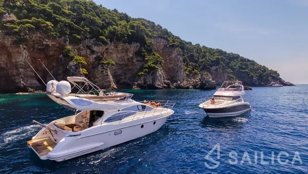 Azimut 43 - Yacht Charter Sailica