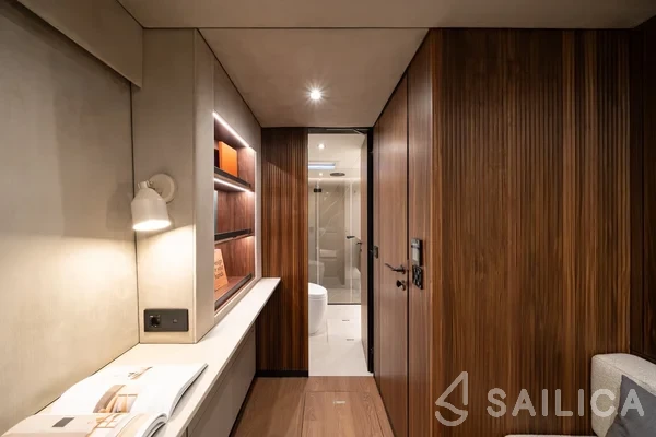 Sunreef 60 - Yacht Charter Sailica