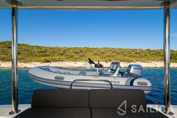 Lagoon 51 - Yacht Charter Sailica