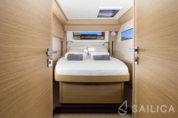 Lagoon 51 - Yacht Charter Sailica