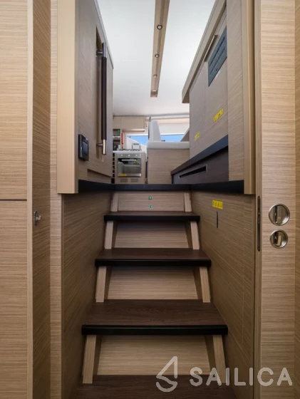 Lagoon 51 - Yacht Charter Sailica