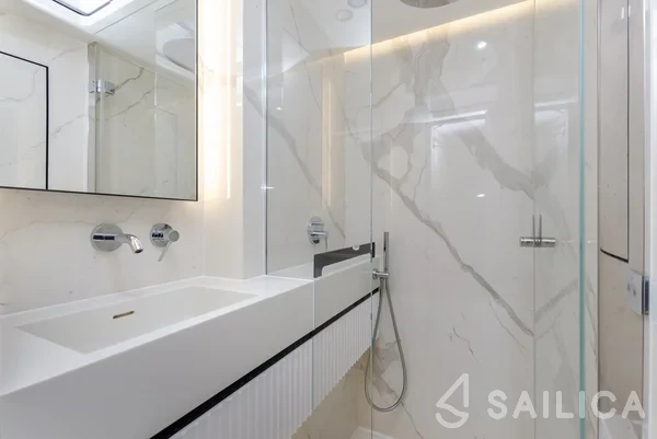 Sunreef 60 - Yacht Charter Sailica