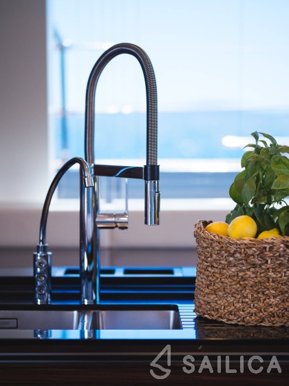 Sunreef 60 - Yacht Charter Sailica