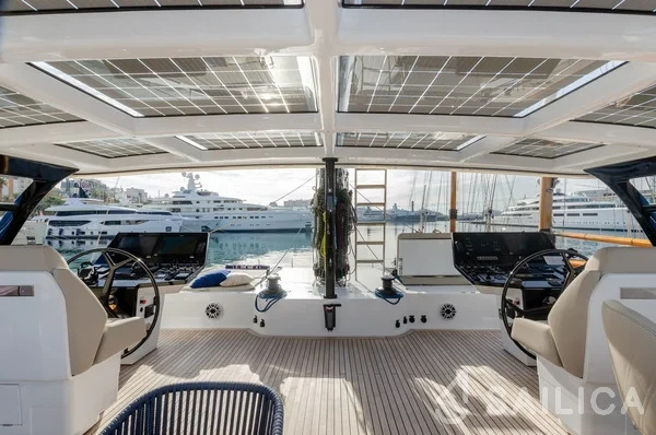 Sunreef 60 - Yacht Charter Sailica
