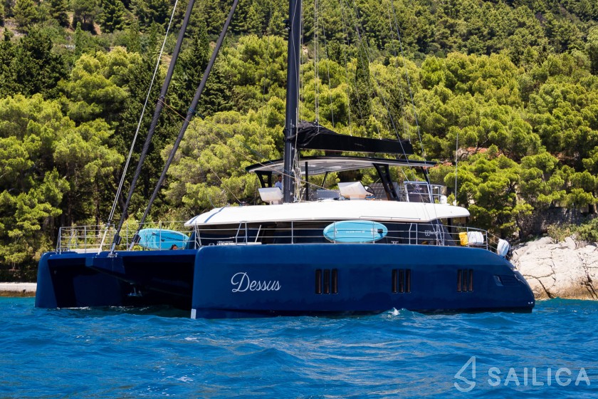 Sunreef 60 - Yacht Charter Sailica