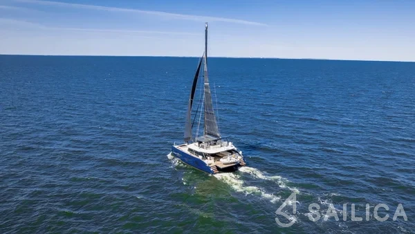 Sunreef 60 - Yacht Charter Sailica