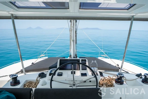 Lagoon 51 - Yacht Charter Sailica