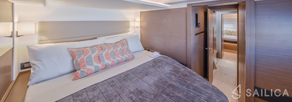 Leopard 46 - Yacht Charter Sailica