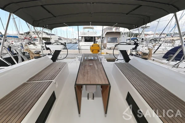 Dufour 470 - Yacht Charter Sailica