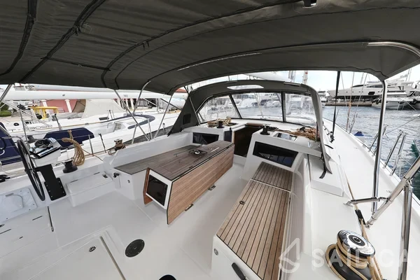 Dufour 470 - Yacht Charter Sailica