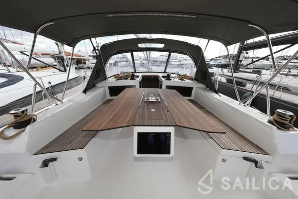 Dufour 470 - Yacht Charter Sailica
