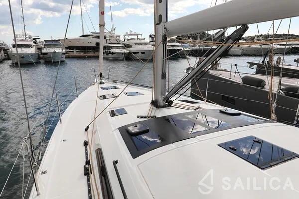 Dufour 470 - Yacht Charter Sailica