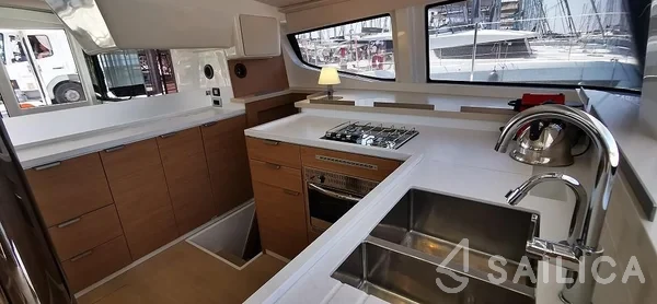 Bali 4.4 - Yacht Charter Sailica