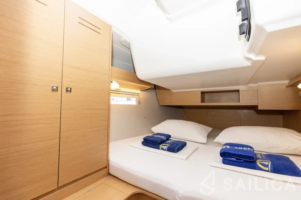 Dufour 390 - Yacht Charter Sailica