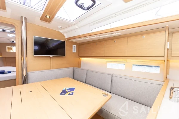 Dufour 390 - Yacht Charter Sailica
