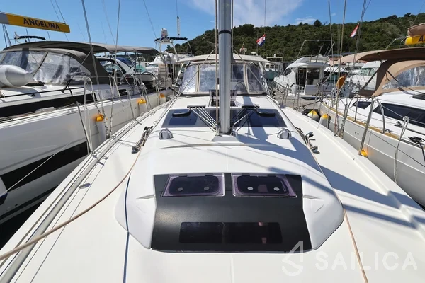 Dufour 390 - Yacht Charter Sailica