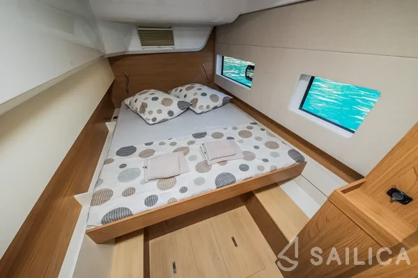 Bali Catsmart - Yacht Charter Sailica