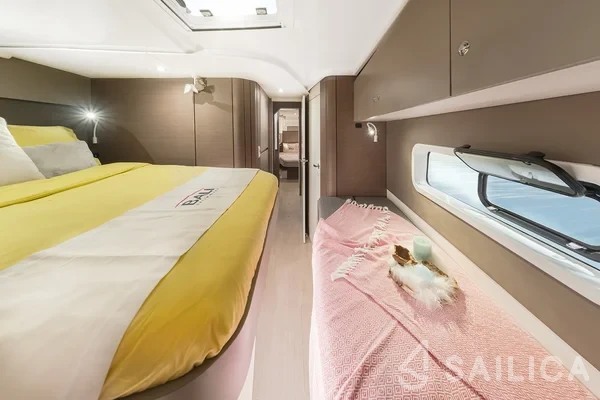 Bali Catspace - Yacht Charter Sailica