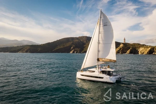 Bali 4.6 - Yacht Charter Sailica