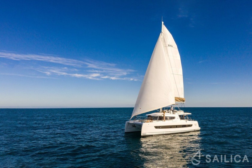 Bali 4.6 - Yacht Charter Sailica