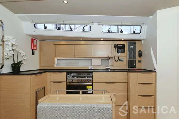 Hanse 460 - Yacht Charter Sailica