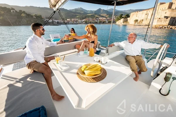 Bali 4.6 - Yacht Charter Sailica