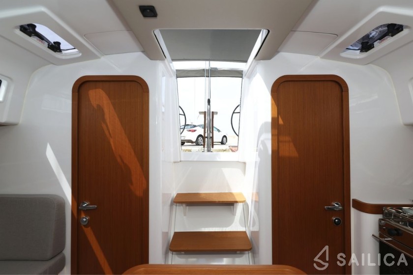 First 36 - Yacht Charter Sailica